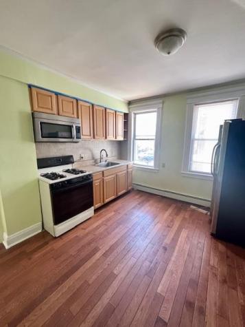 69 Miller Avenue Elmwood Park NJ 07407