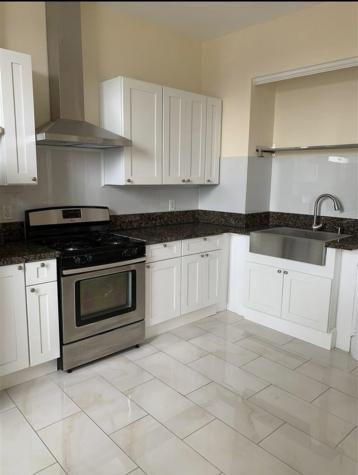 302 24th Street Union City NJ 07087