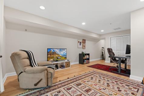 162 Blue Heron Drive Secaucus NJ 07094