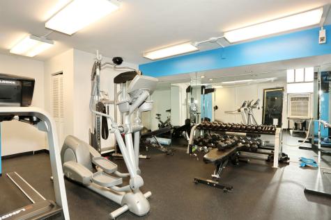 6515 Boulevard East West New York NJ 07093