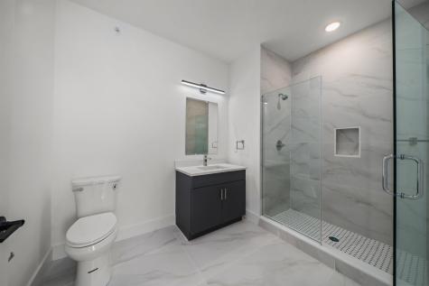 43-45 West 32nd Street Bayonne NJ 07002