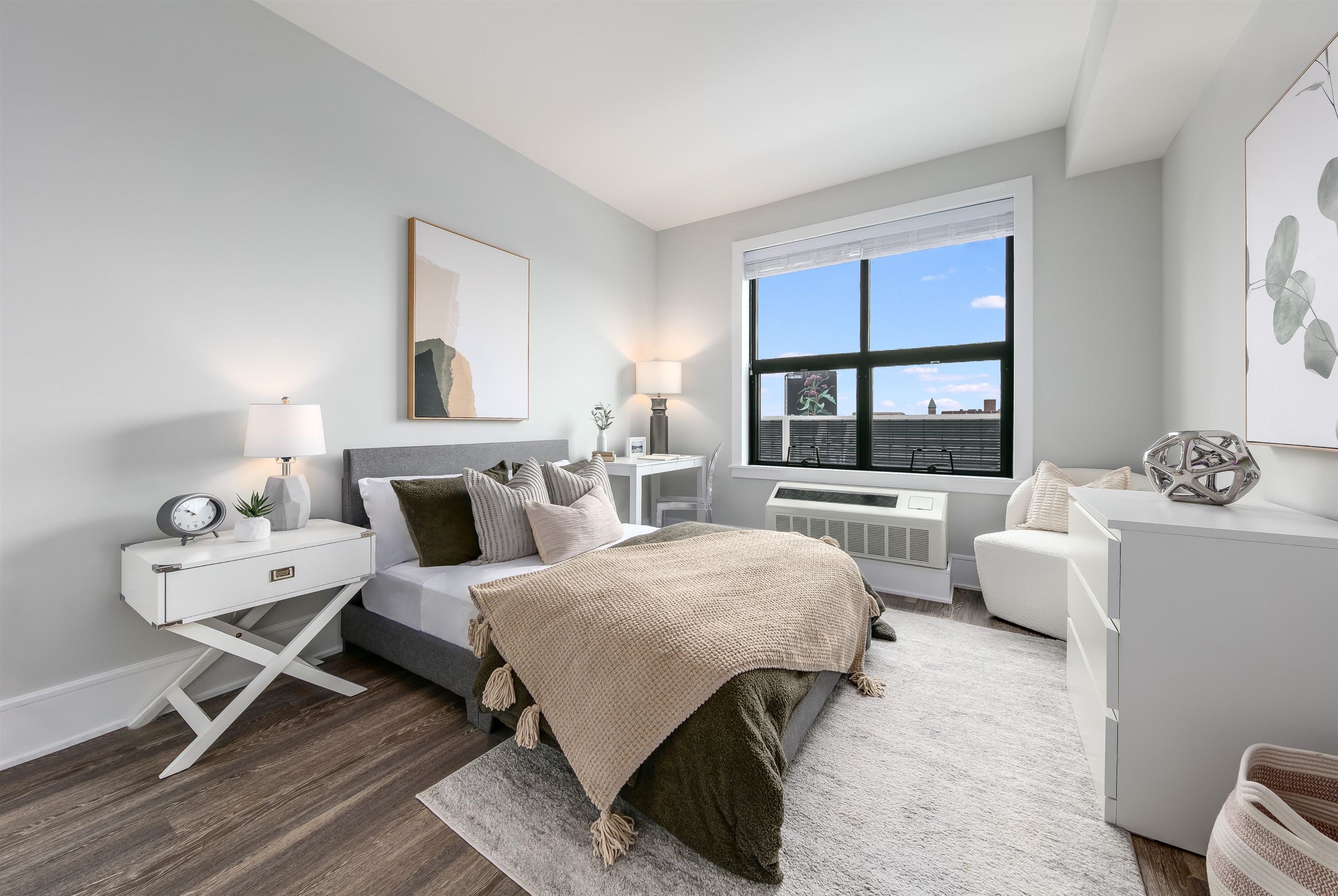 32 Oakland Avenue Jersey City NJ 07306