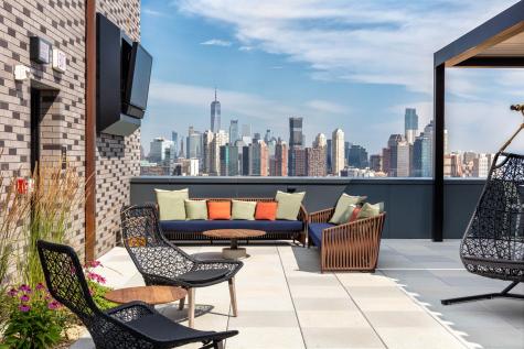 32 Oakland Avenue Jersey City NJ 07306