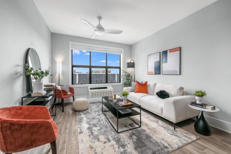 32 Oakland Avenue Jersey City NJ 07306