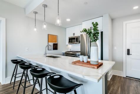 32 Oakland Avenue Jersey City NJ 07306