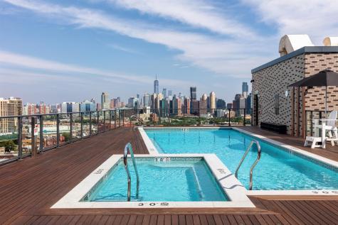 32 Oakland Avenue Jersey City NJ 07306