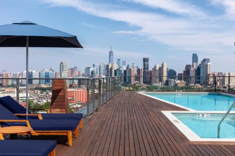 32 Oakland Avenue Jersey City NJ 07306