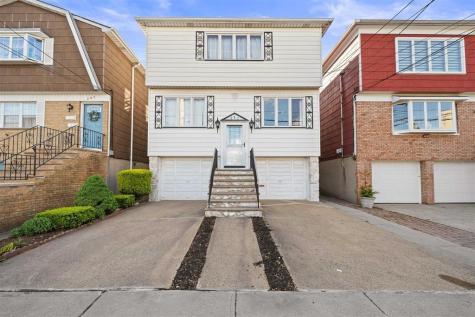 287 Avenue E Bayonne NJ 07002