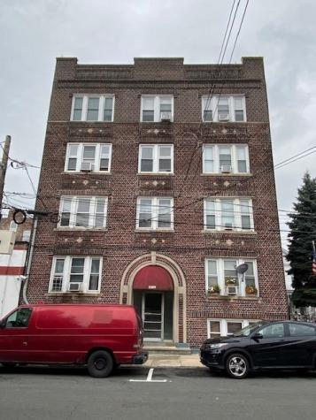 6109 Monroe Place West New York NJ 07093