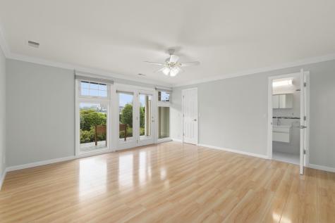 6 Grand Cove Way Edgewater NJ 07020