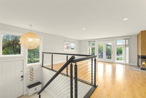 6 Grand Cove Way Edgewater NJ 07020