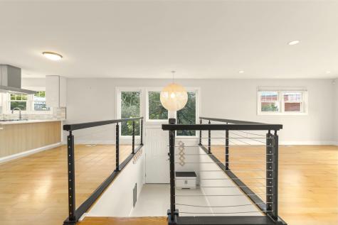 6 Grand Cove Way Edgewater NJ 07020