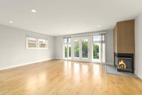 6 Grand Cove Way Edgewater NJ 07020