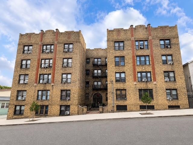 272 Hutton Avenue Jersey City NJ 07307