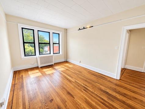 272 Hutton Avenue Jersey City NJ 07307