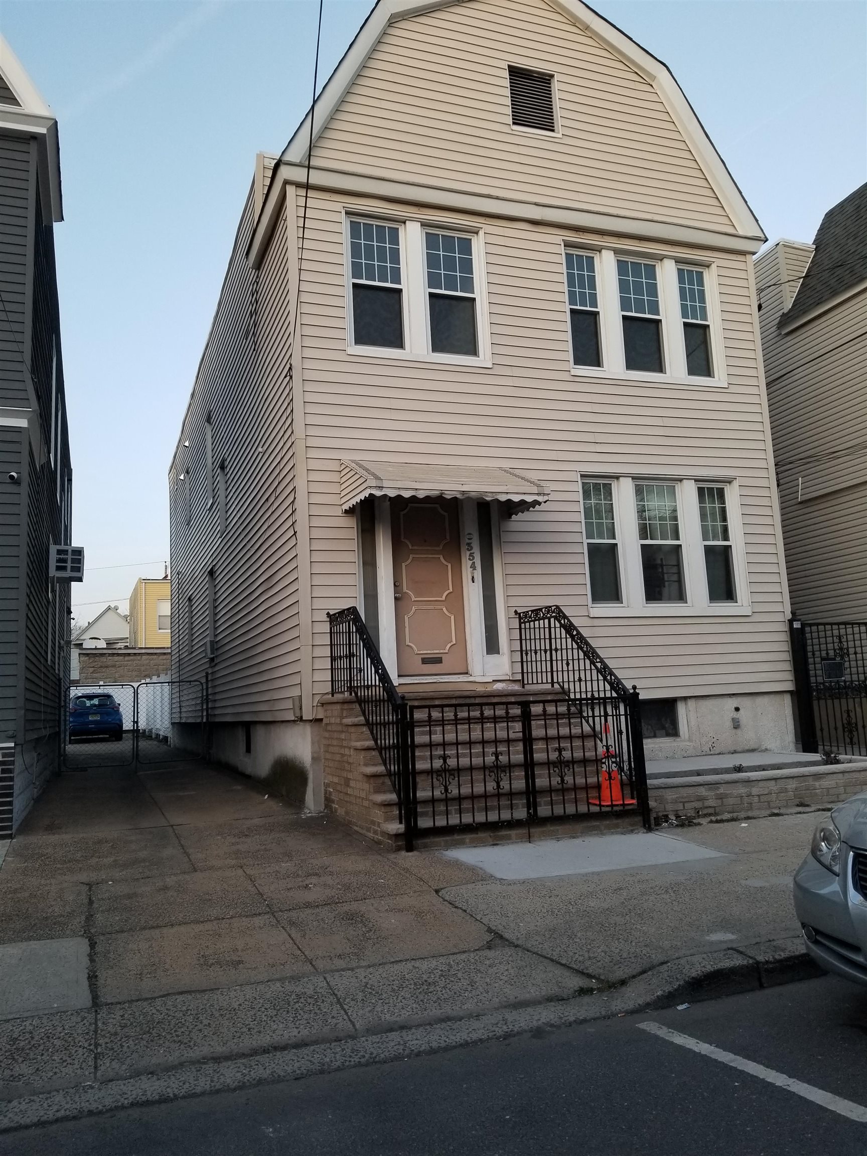 354 Armstrong Avenue Jersey City NJ 07305