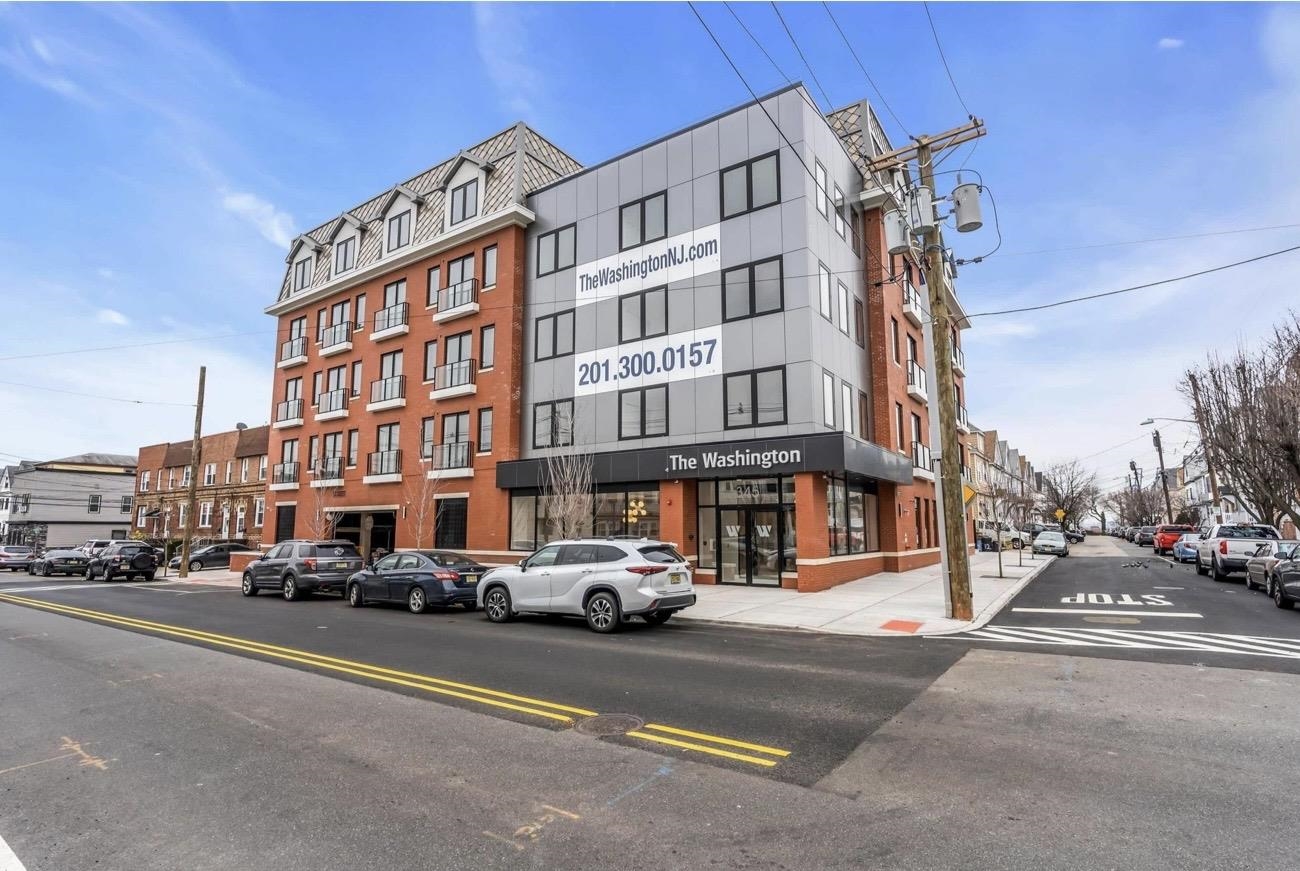 345 Avenue A Bayonne NJ 07002