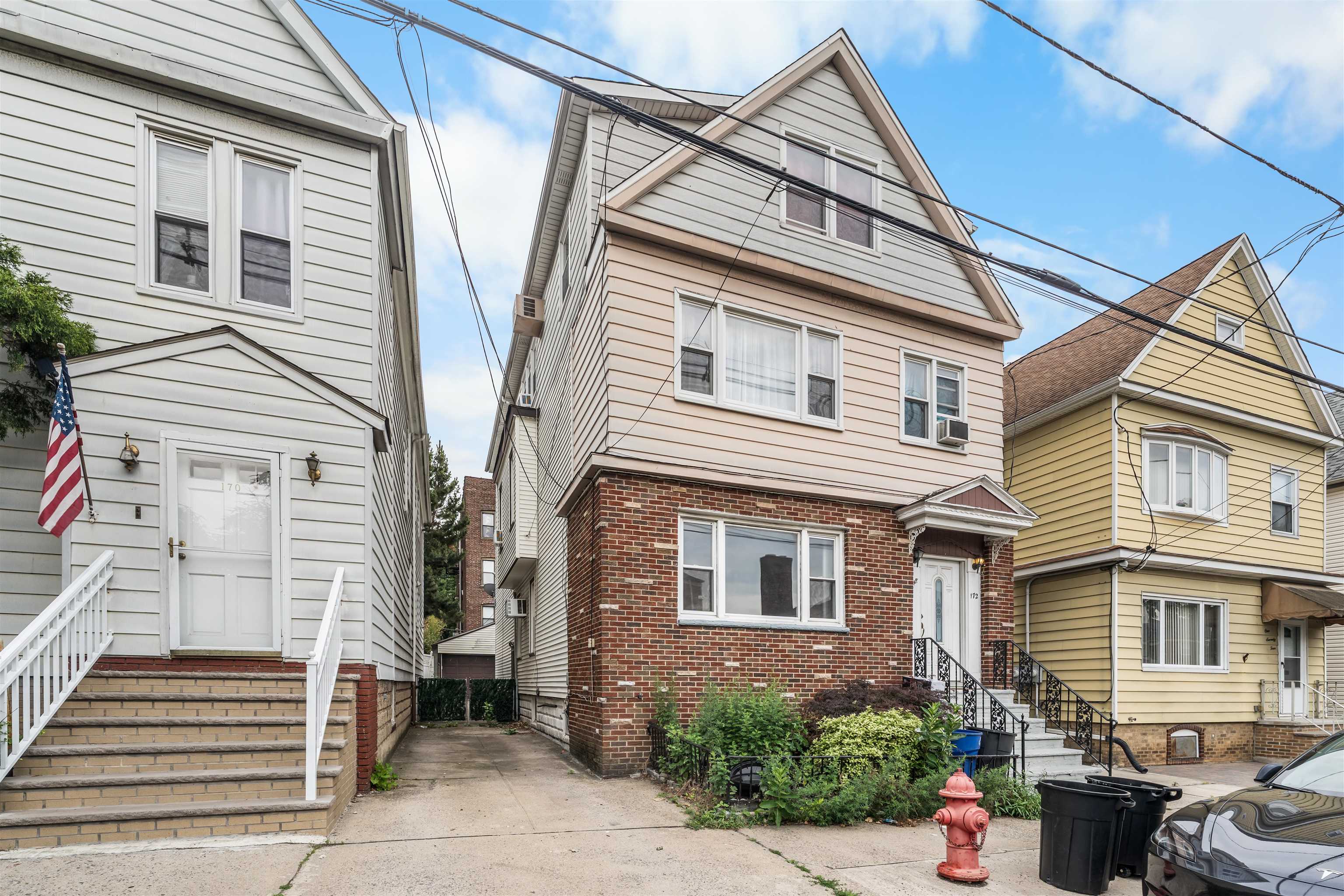 172 West 49th Street Bayonne NJ 07002