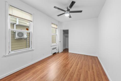 172 West 49th Street Bayonne NJ 07002