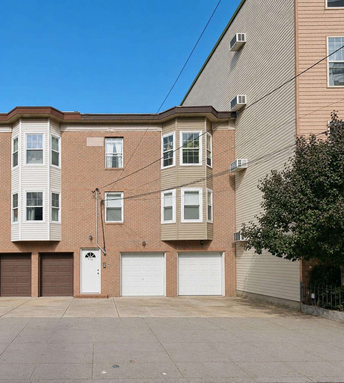 136 Morris Street Jersey City NJ 07302