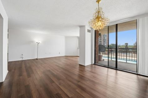 226 Harmon Cove Tower Secaucus NJ 07094