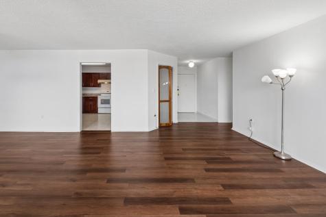 226 Harmon Cove Tower Secaucus NJ 07094