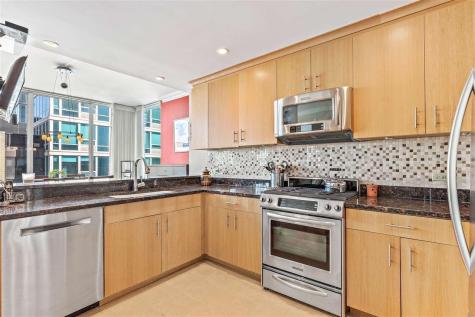 1 Shore Lane Jersey City NJ 07310
