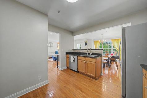 180 Blue Heron Drive Secaucus NJ 07094