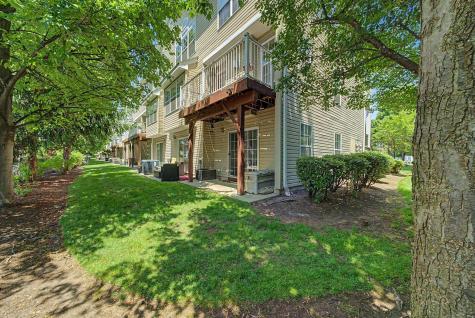 180 Blue Heron Drive Secaucus NJ 07094