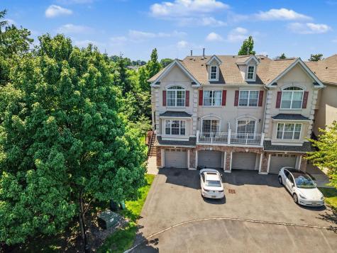 180 Blue Heron Drive Secaucus NJ 07094