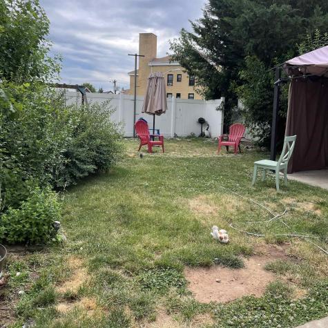 25 Kelly Parkway Bayonne NJ 07002