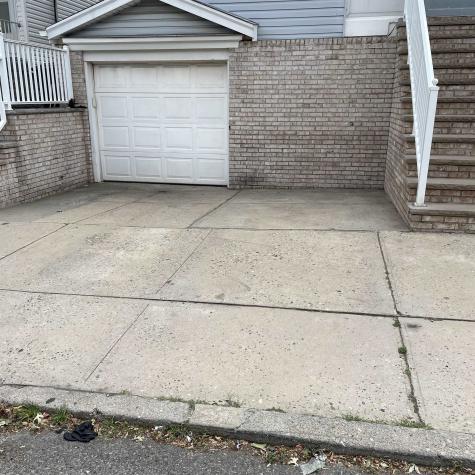 25 Kelly Parkway Bayonne NJ 07002