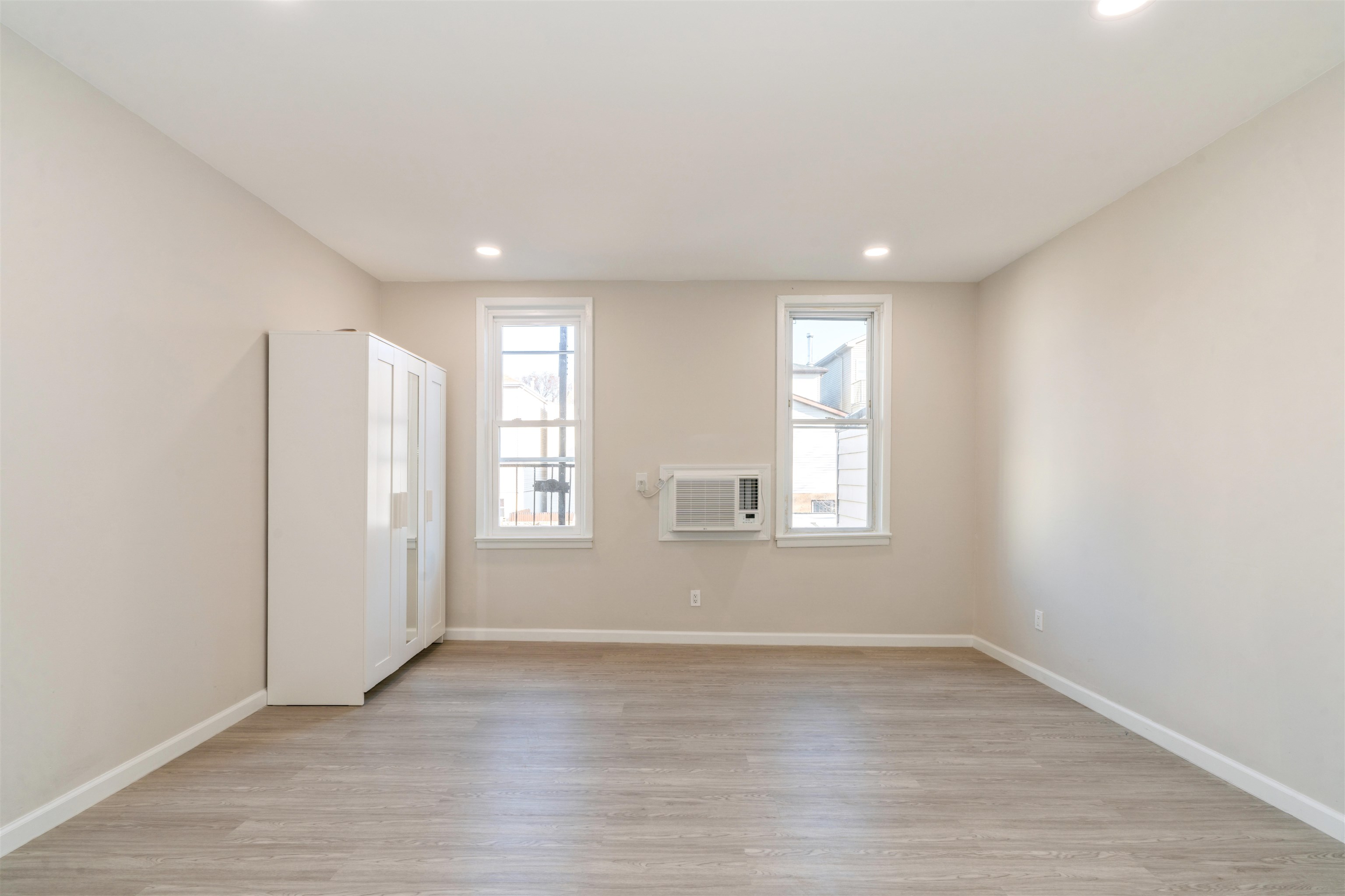 40 Beacon Avenue Jersey City NJ 07306
