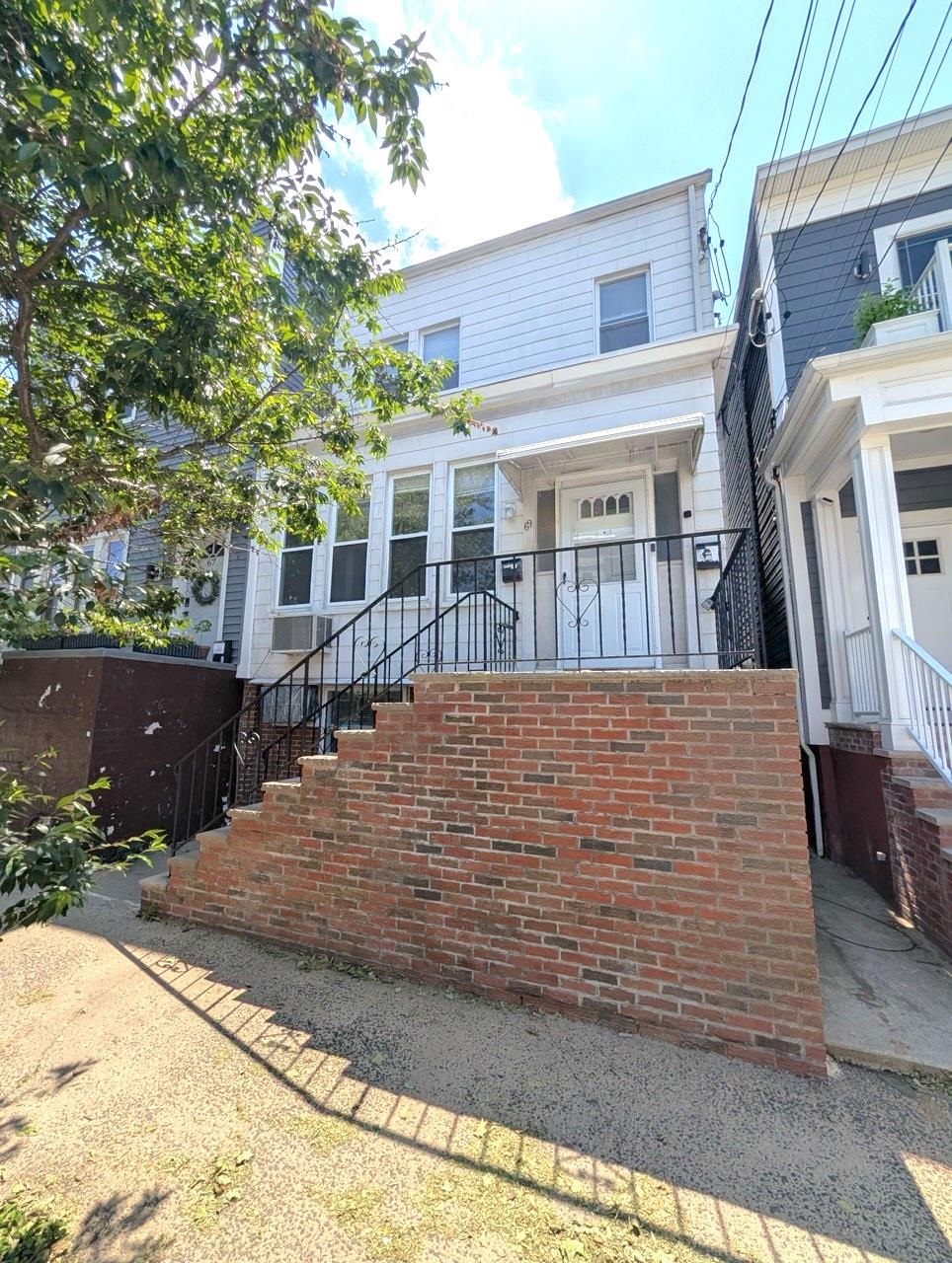 69 Beacon Avenue Jersey City NJ 07306