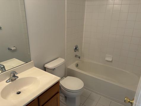 4 Swan Court Jersey City NJ 07305