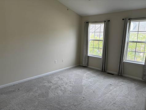 4 Swan Court Jersey City NJ 07305