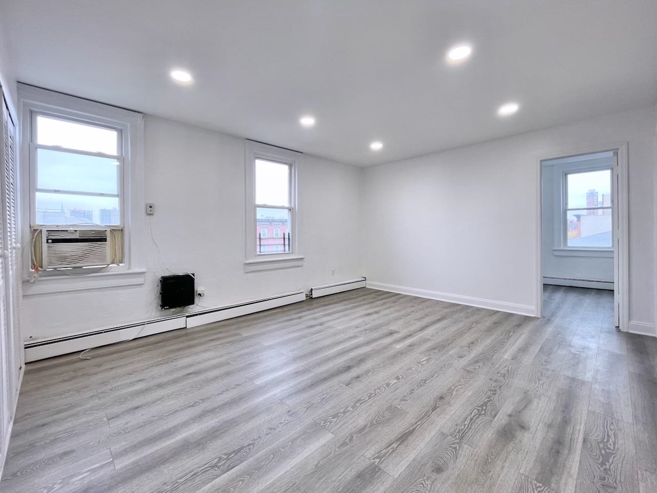 389 Monmouth Street Jersey City NJ 07302