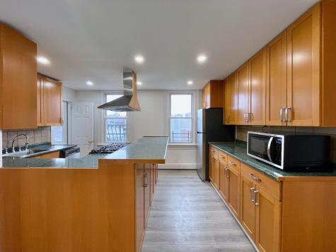 389 Monmouth Street Jersey City NJ 07302