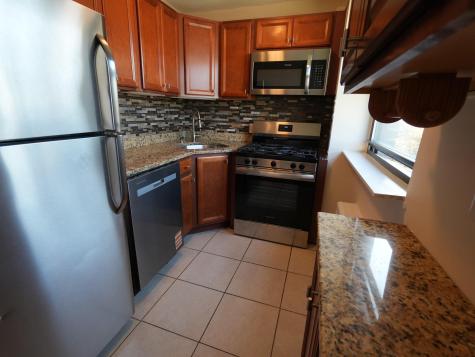 6515 Boulevard East West New York NJ 07093
