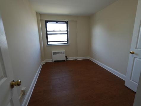 6515 Boulevard East West New York NJ 07093