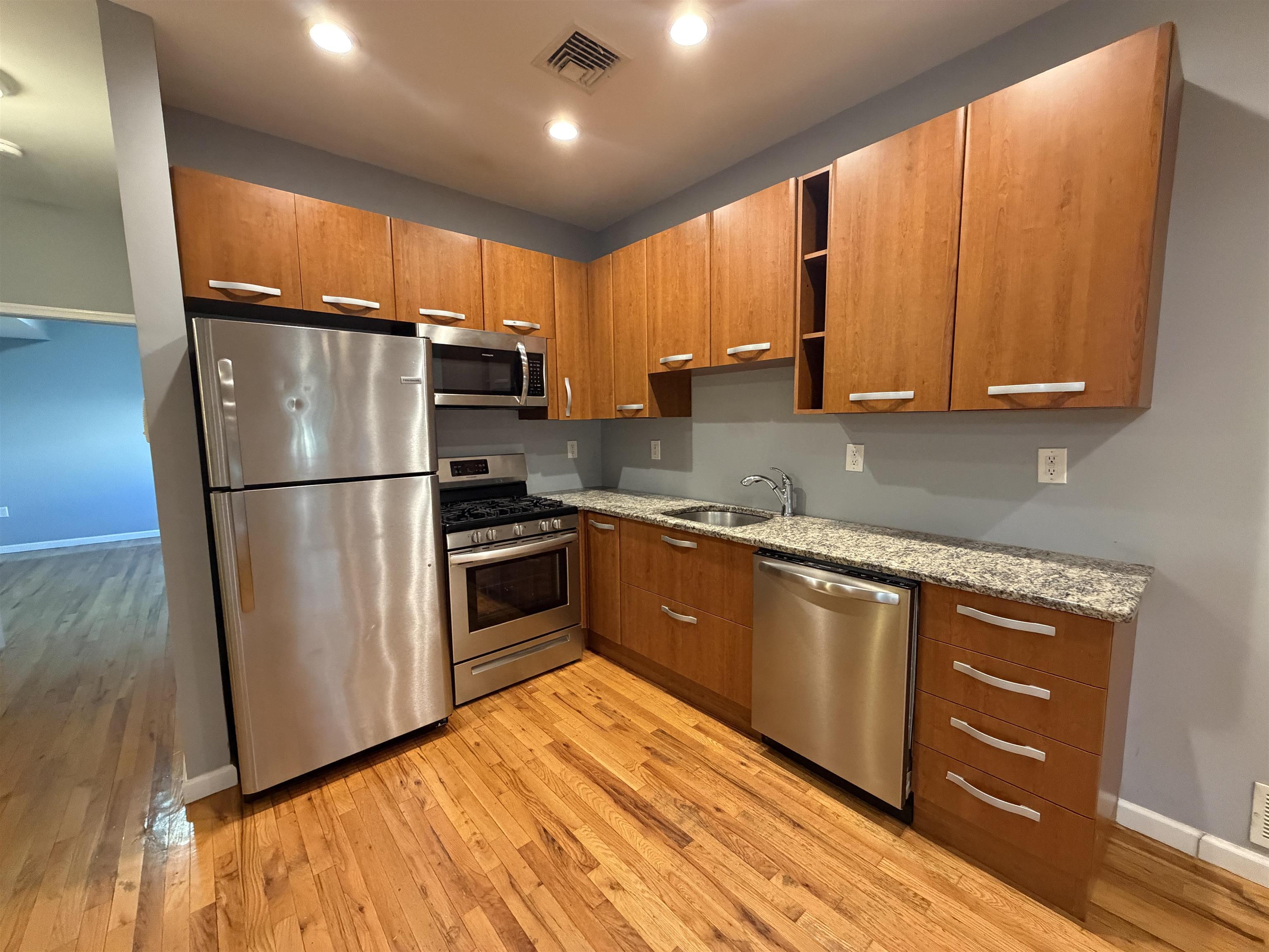315 Broadway Bayonne NJ 07002