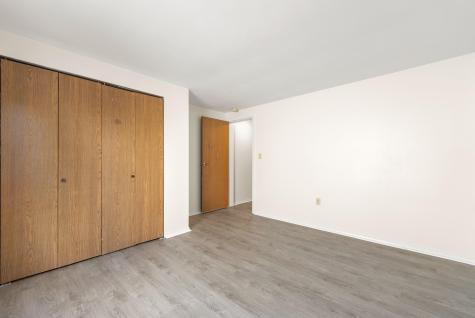 338 Johnston Avenue Jersey City NJ 07304