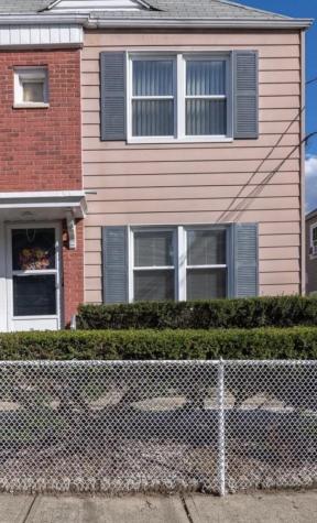 30 Kelly Parkway Bayonne NJ 07002