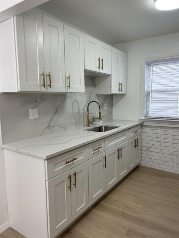 30 Kelly Parkway Bayonne NJ 07002