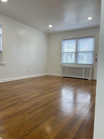 30 Kelly Parkway Bayonne NJ 07002