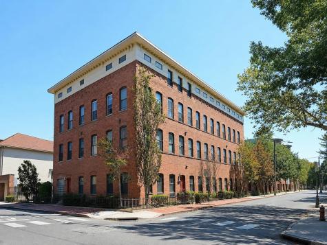 456 9th Street Hoboken NJ 07030