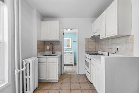 258 9th Street Jersey City NJ 07302