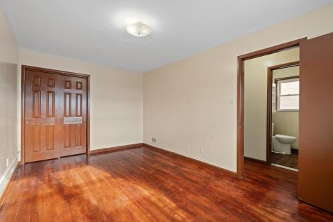 387 Cator Avenue Jersey City NJ 07304