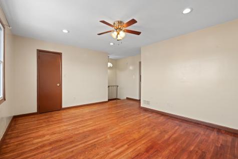 387 Cator Avenue Jersey City NJ 07304