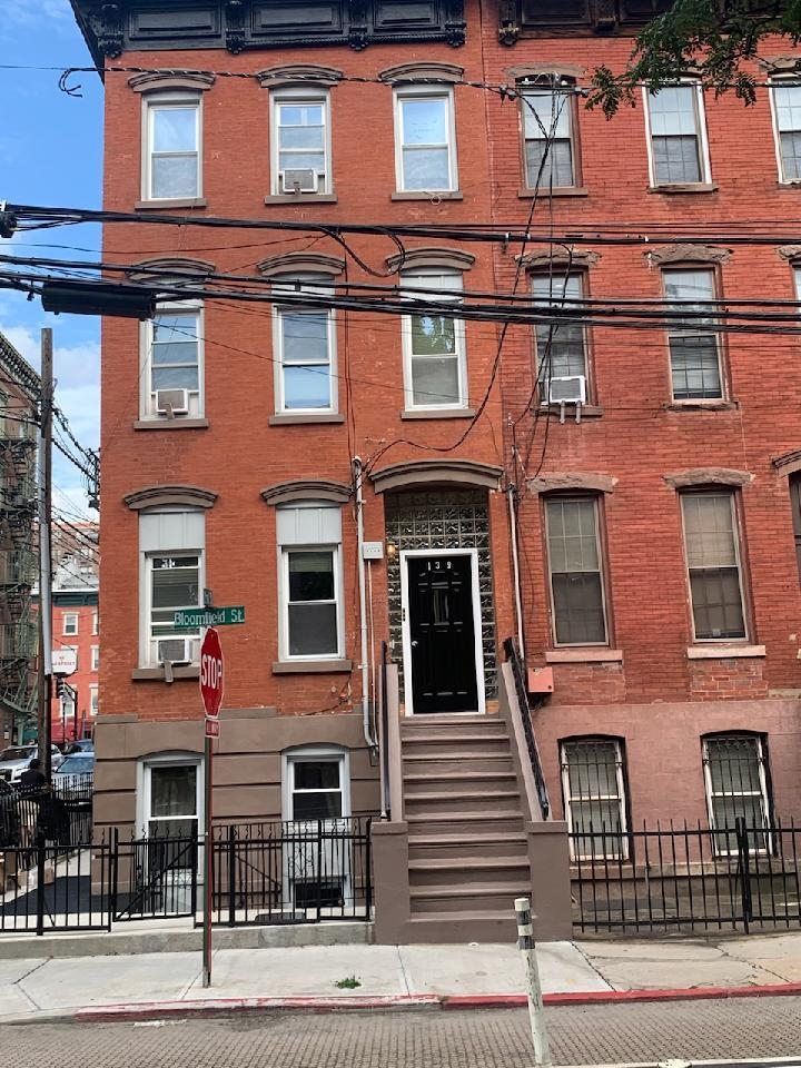 139 Bloomfield Street Hoboken NJ 07030-4653